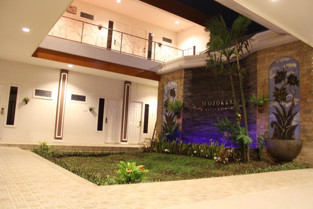 Mojokerto Classic Homestay Kültér fotó