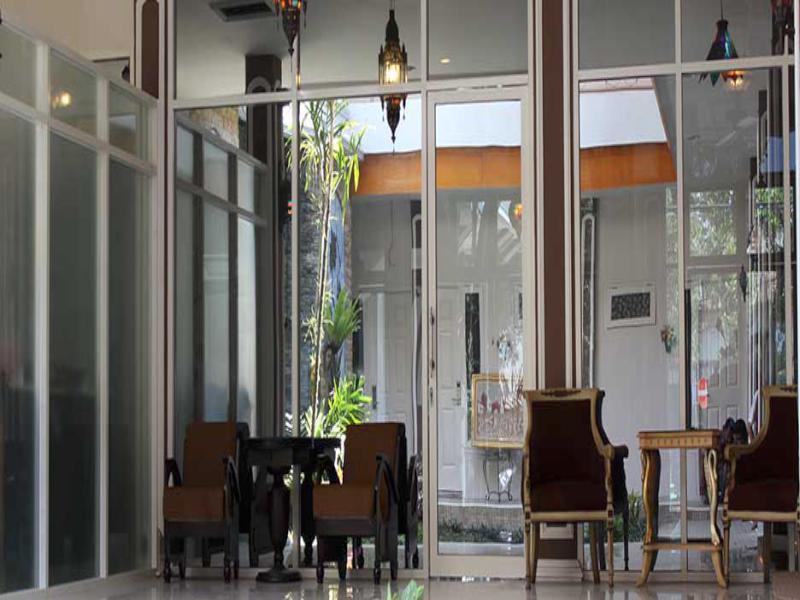 Mojokerto Classic Homestay Kültér fotó